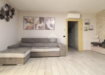 Three-room apartment Via Canale, Casalgrande - photo 4