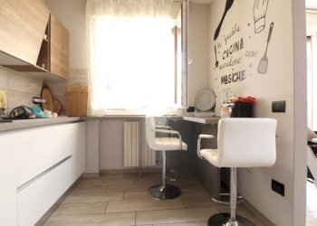 Three-room apartment Via Canale, Casalgrande - photo 11