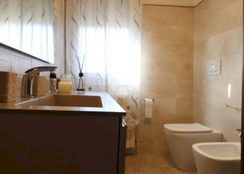 Three-room apartment Via Canale, Casalgrande - photo 14