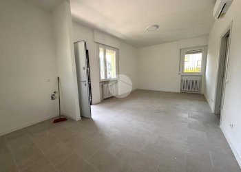 Three-room apartment Via Romagna, Opera - photo 3