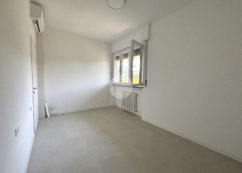 Three-room apartment Via Romagna, Opera - photo 9