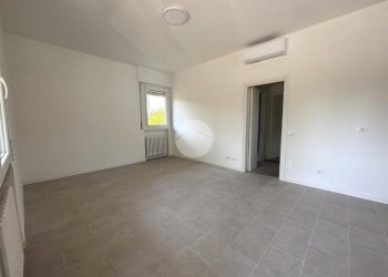 Three-room apartment Via Romagna, Opera - photo 19