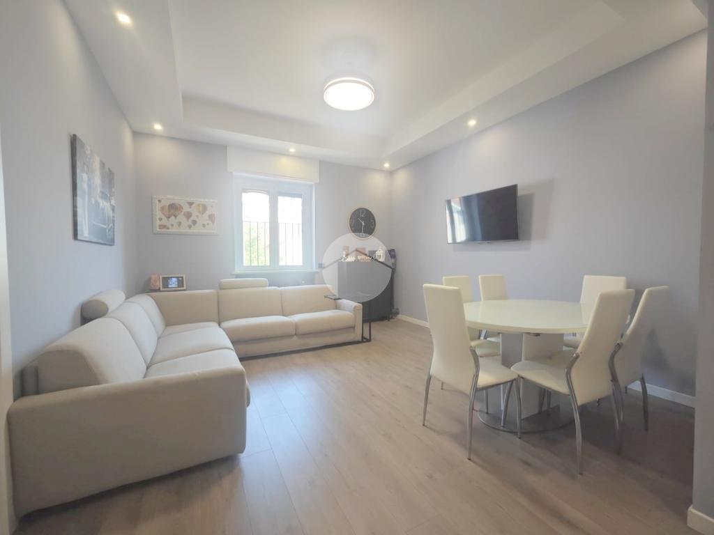 Three-room apartment Via Don Luigi Bettinetti, Rho - photo 1