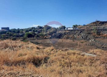 Vista delle montagne - Terreno agricolo contrada decima
 
snc, Belpasso - foto 12