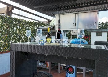 TERRAZZO - Appartamento Via san Giuseppe Vecchio, Massa - foto 9