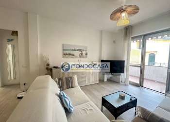 SOGGIORNO - Appartamento Via san Giuseppe Vecchio, Massa - foto 19