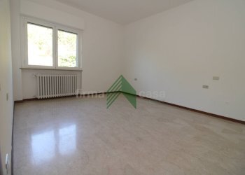 Camera - Quadrilocale via Cona
 
104/N, Teramo - foto 17