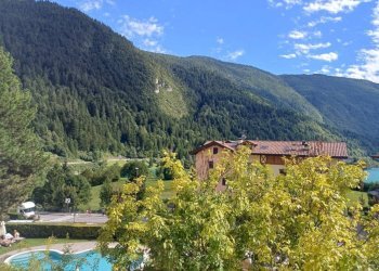 Piscina - Quadrilocale via Lungolago, Molveno - foto 29