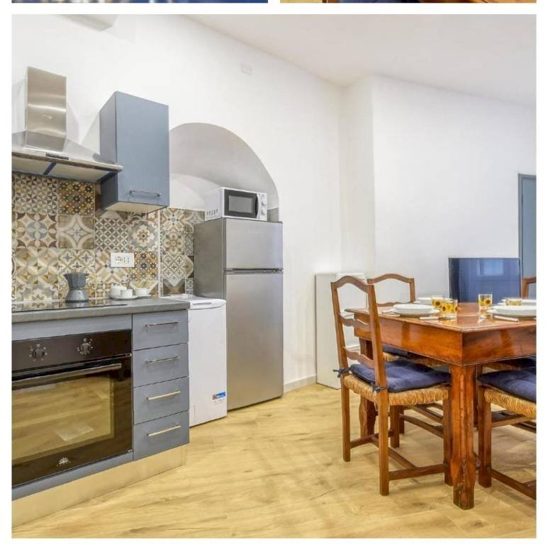 Cucina - Non-buildable land vico Giannini, 4, Genova (neighborhood Centro Storico) - photo 1