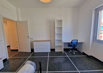 Camera da letto - Non-buildable land via Gian Battista Gaulli, 8, Genova (neighborhood Marassi) - photo 6