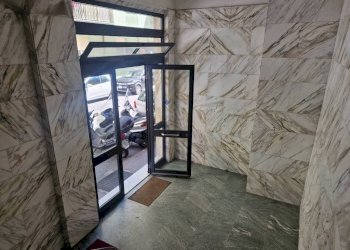 Interno palazzo - Non-buildable land via Gian Battista Gaulli, 8, Genova (neighborhood Marassi) - photo 8