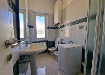 Bagno - Non-buildable land via Gian Battista Gaulli, 8, Genova (neighborhood Marassi) - photo 17