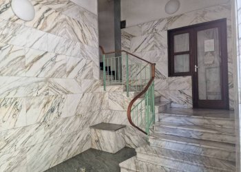 Interno palazzo - Non-buildable land via Gian Battista Gaulli, 8, Genova (neighborhood Marassi) - photo 24