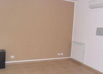 Stanza non arredata - Four-room apartment corso Italia, Carini - photo 11