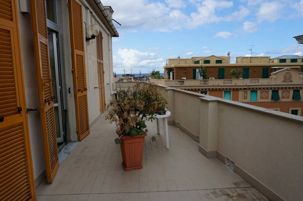 Terrazzo - Appartamento via Antonio Cantore, Genova (zona Sampierdarena) - foto 1