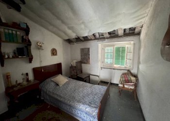 Camera da letto - Villa via Carpenara, Genova - foto 16