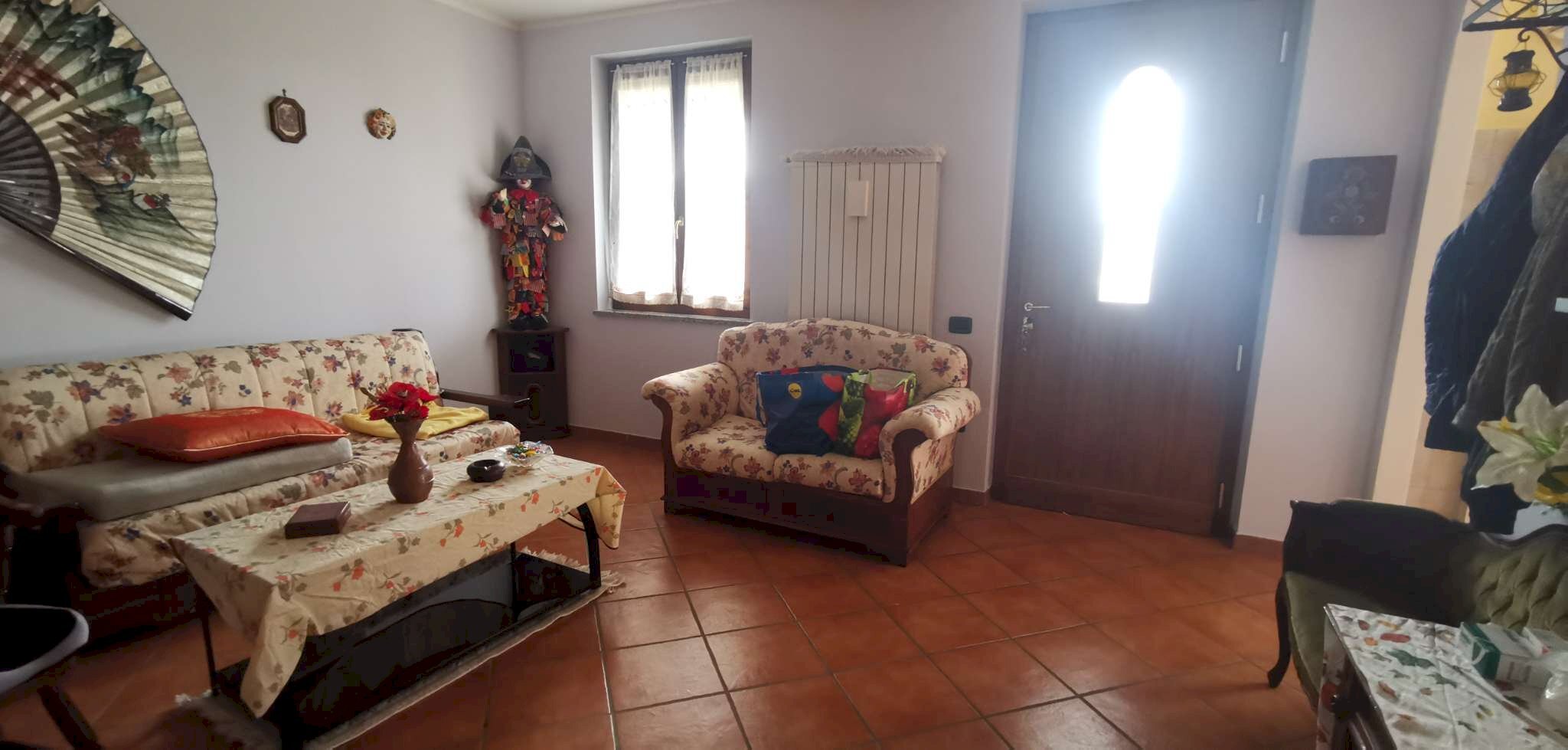 soggiorno - Villa via Brescia, Crema - photo 3