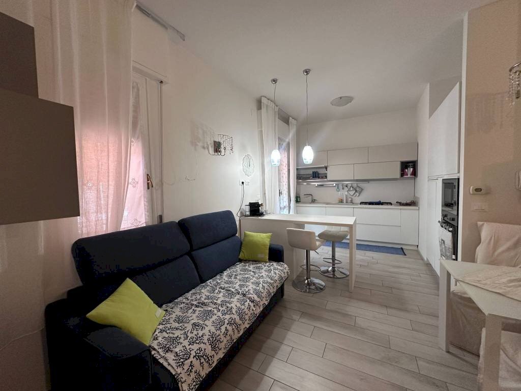 Salone - Three-room apartment vico Paradiso, Diano Marina - photo 2