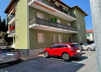 Facciata - Trilocale vico Paradiso, Diano Marina - foto 15