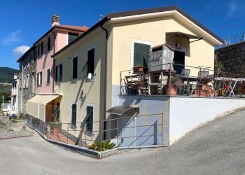 Caseggiato - Porzione di casa via dei Caduti, 54, Leivi - foto 2