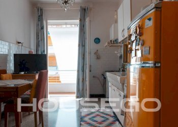 Cucina - Bilocale via Giovanni Opisso, 76, Genova (zona Pegli) - foto 14
