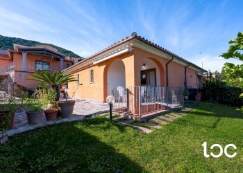 Villa a Schiera San Teodoro - foto 4