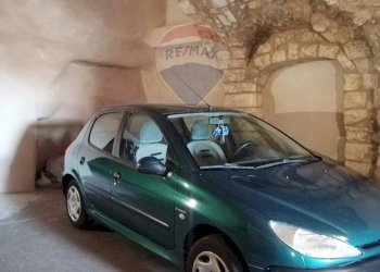 Parcheggio - Box Via Giuseppe Verdi
 
50, Monte Sant'Angelo - foto 7