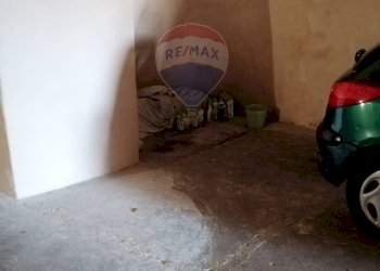 Parcheggio - Box Via Giuseppe Verdi
 
50, Monte Sant'Angelo - foto 9