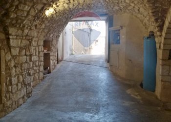 Cantina - Box Via Giuseppe Verdi
 
50, Monte Sant'Angelo - foto 13