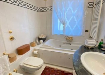 Bagno - Four-room apartment via Gianfranco Zuretti, 47, Milano - photo 26