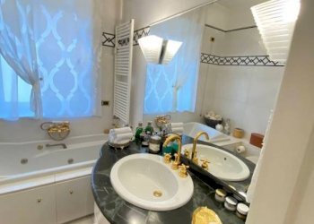 Bagno - Quadrilocale via Gianfranco Zuretti, 47, Milano - foto 27