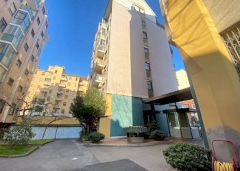 Cortile interno - Quadrilocale via Gianfranco Zuretti, 47, Milano - foto 37