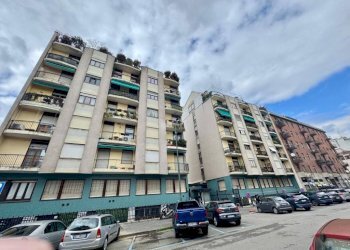 Facciata - Quadrilocale via Gianfranco Zuretti, 47, Milano - foto 40