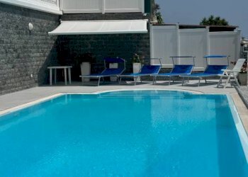 Piscina - Villa strada Solaro, Sanremo - foto 12