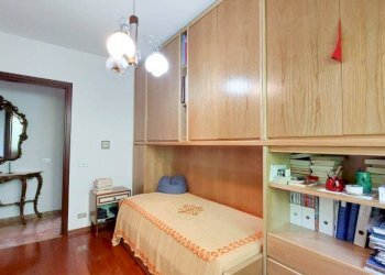 Camera da letto - Appartamento via Rubaldo Merello, Genova - foto 14