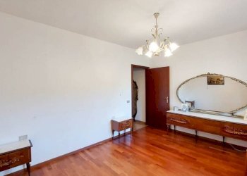 Camera da letto - Appartamento via Rubaldo Merello, Genova - foto 40