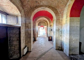 Locale Commerciale Via Mazzini, SNC, Isernia - foto 2