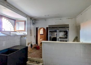 Locale Commerciale Via Mazzini, SNC, Isernia - foto 17