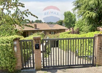 Villa VIA GARIBALDI, 11/A 
 Sirtori, Sirtori - photo 1