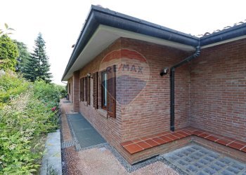 Villa VIA GARIBALDI, 11/A 
 Sirtori, Sirtori - photo 9