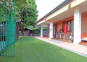 Villa VIA GARIBALDI, 11/A 
 Sirtori, Sirtori - photo 12