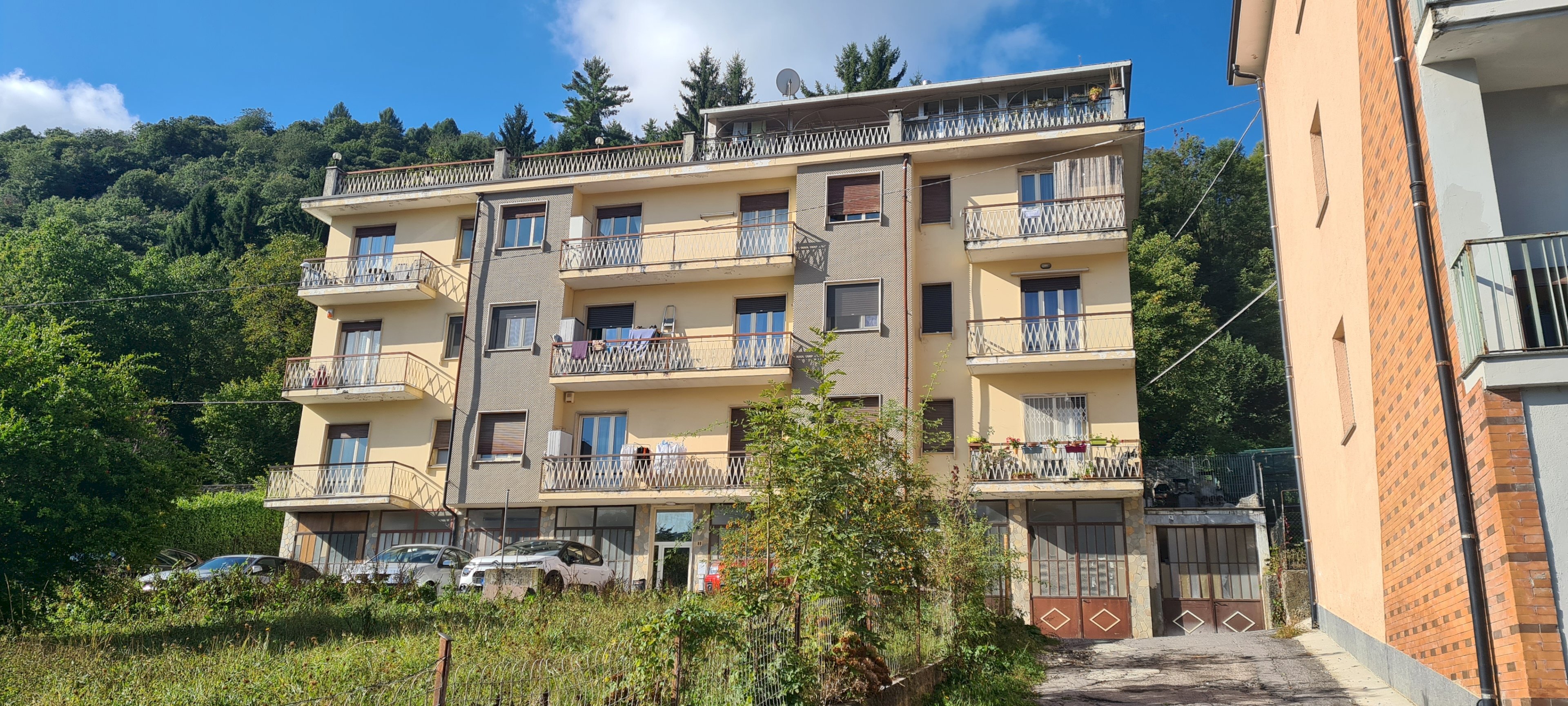 Facciata - Quadrilocale Via Fratelli Giordanengo Patrioti, Roccavione - foto 1