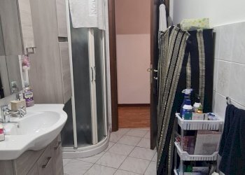 Bagno - Quadrilocale Via Fratelli Giordanengo Patrioti, Roccavione - foto 6