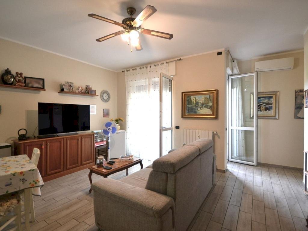 Trilocale Largo XX Settembre, Vittuone - foto 1