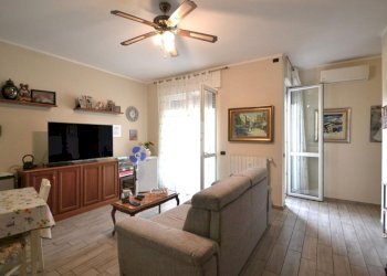 Trilocale Largo XX Settembre, Vittuone - foto 1