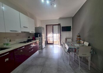 Four-room apartment Via C. Botta, Castellamonte - photo 4