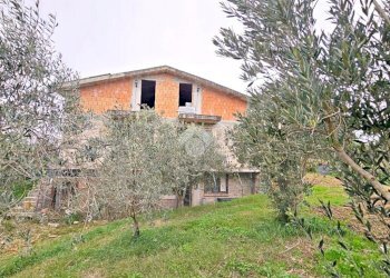 Stable - Palace Via roma, Saludecio - photo 7