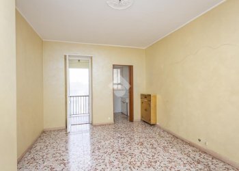 Three-room apartment Corso Vercelli, Torino (neighborhood Rebaudengo) - photo 1