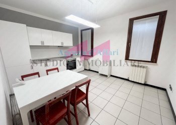 Foto 1 - Appartamento via cesare battisti
 
61, Castelmassa - foto 1