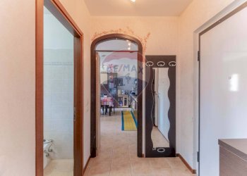 Hall / corridoio - Bilocale Via Sanzio
 
21, Fagnano Olona - foto 8